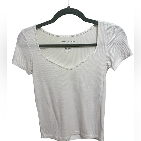 AMERICAN EAGLE basic white crop top - Picture 1 of 2
